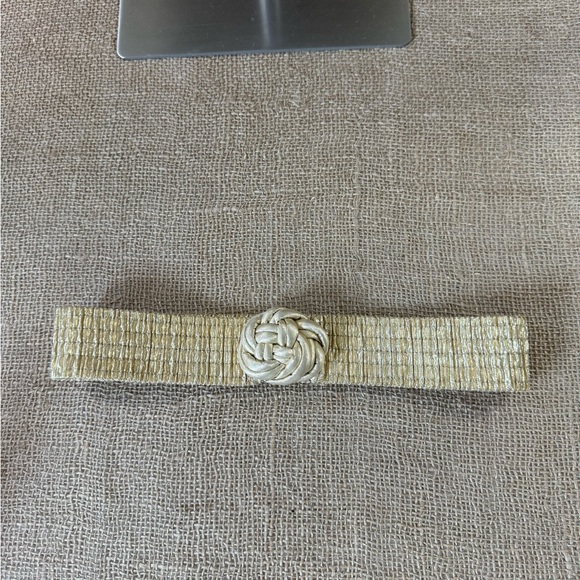 Vintage women’s brand GoodHeart , wide gold metallic stretch belt size S-M 27-32 - Picture 13 of 13